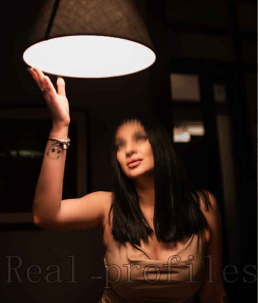 Incall Escorts in 5-star hotel Kolkata Incall Escorts in 5-star hotel Kolkata