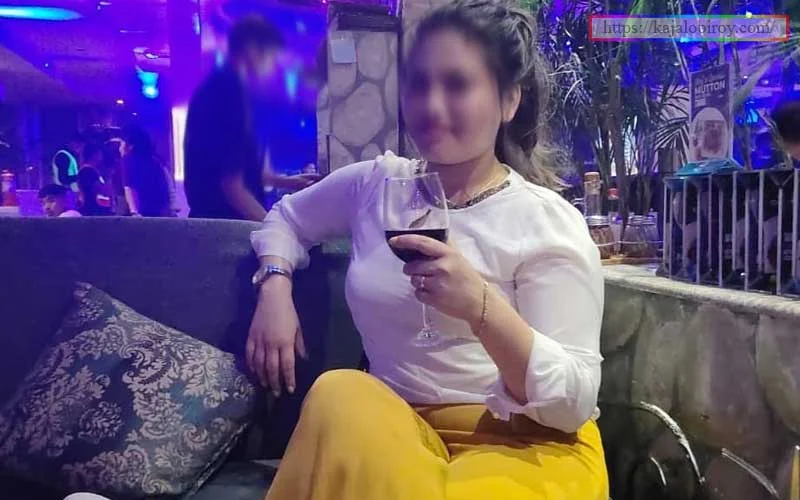 Joyful Joy creates physical connections with escort girls Kajal